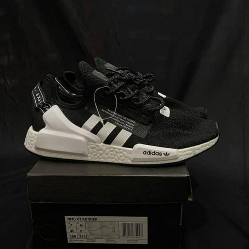 harga nmd r1