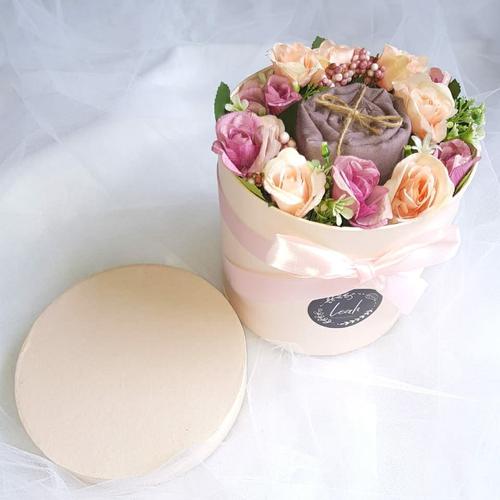 Foto Produk Flower box / Buket Hijab / Hadiah Ulang Tahun / Hadiah Wisuda dari leahgiftshop