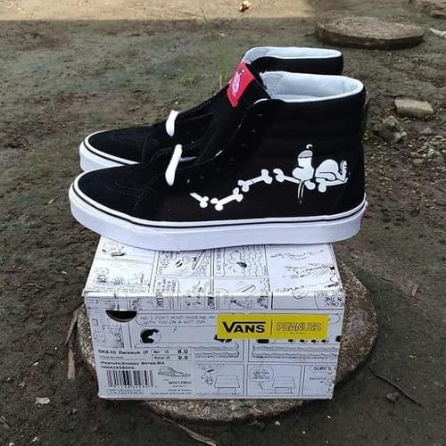 snoopy vans bones