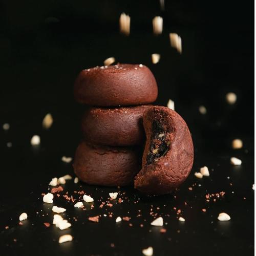Foto Produk kue brownies bluder cokro dari Benaral Batik