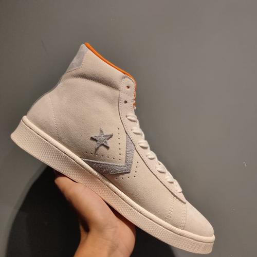 bugs bunny converse 2020