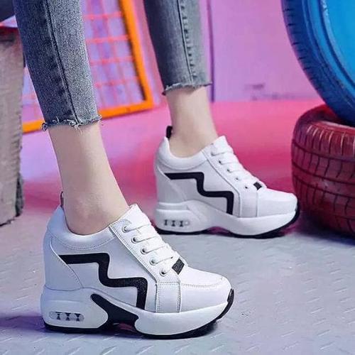 boots with sneaker bottom