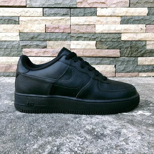 black forces low top