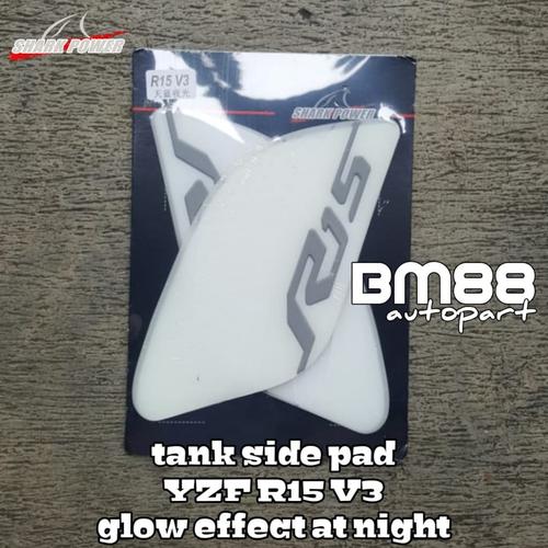Foto Produk Tank Side Pad Yamaha YZF R15 V3 SHARK POWER - Glow Effect At Night dari BarokahMotor88