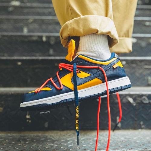 Nike SB Dunk Low University Gold PK 