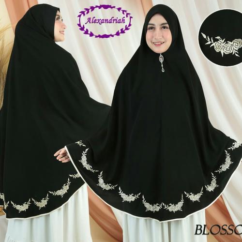 Foto Produk Khimar Jumbo Blossom dari Rizka Rizki Collection
