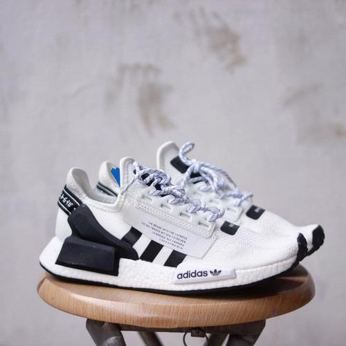 striped nmds