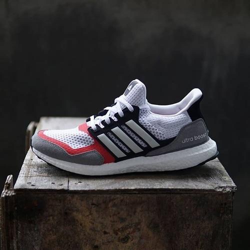 adidas ultra boost grey and red