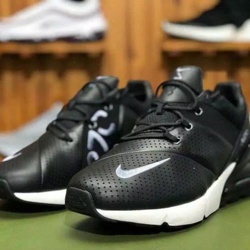 nike ar270
