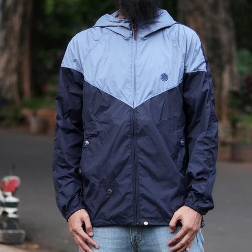 navy light jacket