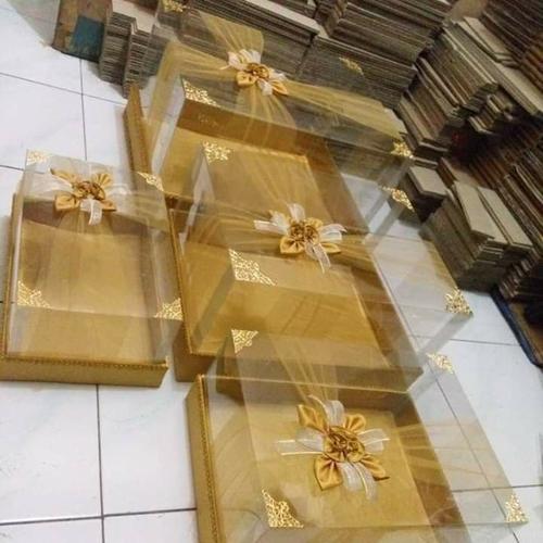 Gambar kotak hantaran seserahan full mika isi 4 dari Java Gallery Souvenir undefined Tokopedia