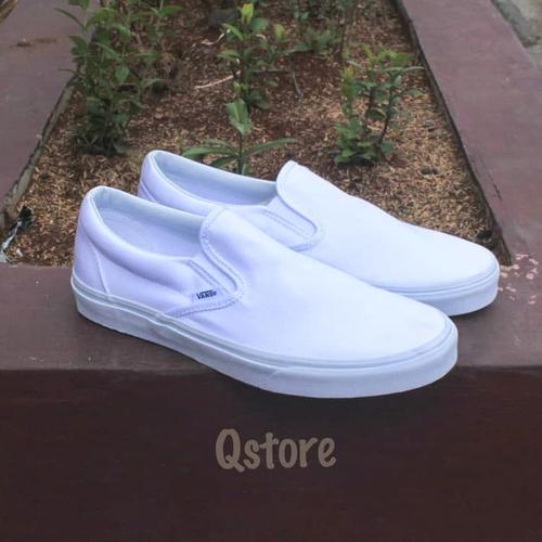 slip on true white