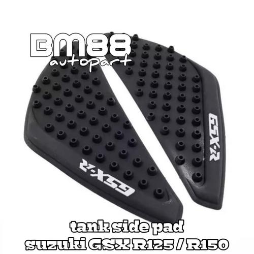 Foto Produk Tank Side Pad Suzuki GSX R125 / R150 - Rubber Tankpad SHARK POWER dari BarokahMotor88