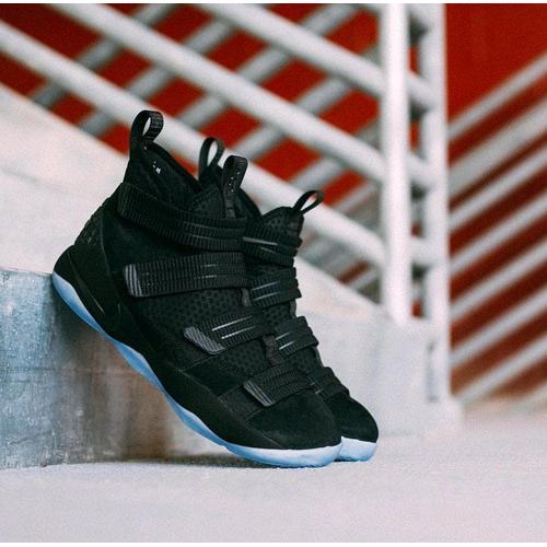 new release lebrons
