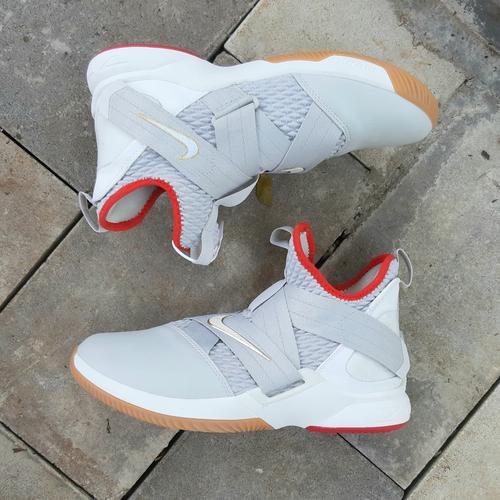 white soldier 12