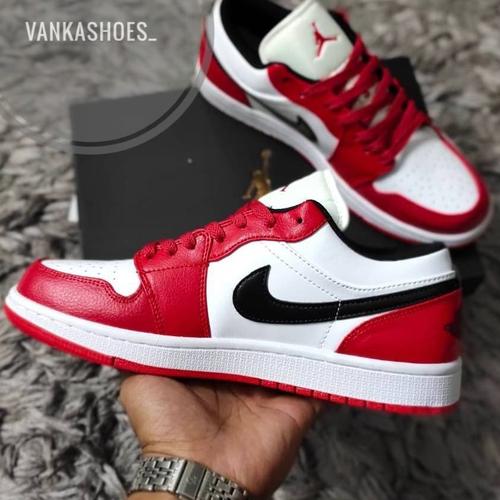 Jual SEPATU PRIA NIKE AIR JORDAN 1 LOW 