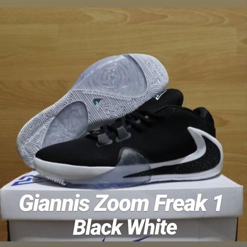 zoom freak all white