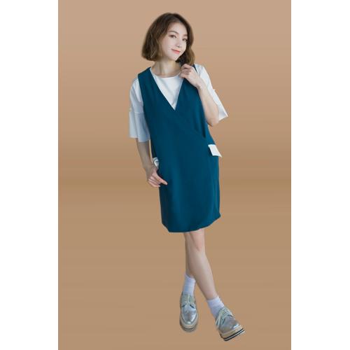 Kakuu Basic - V Neck Sleeveless Dress 