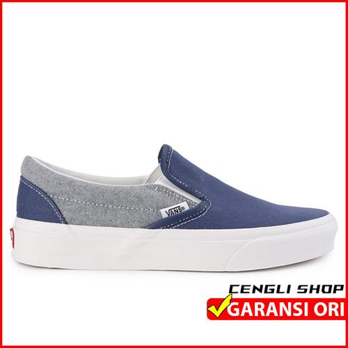 navy blue and grey vans