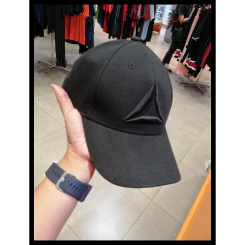 topi reebok original