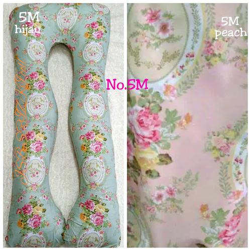 Foto Produk bantal hamil bunga krem dari srizki collection