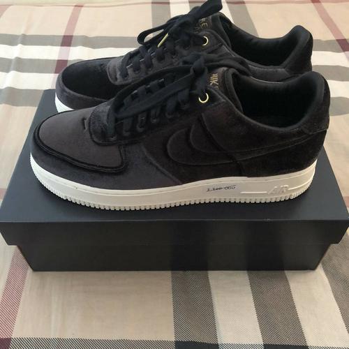 Jual Nike Air Force 1 Black Velvet 