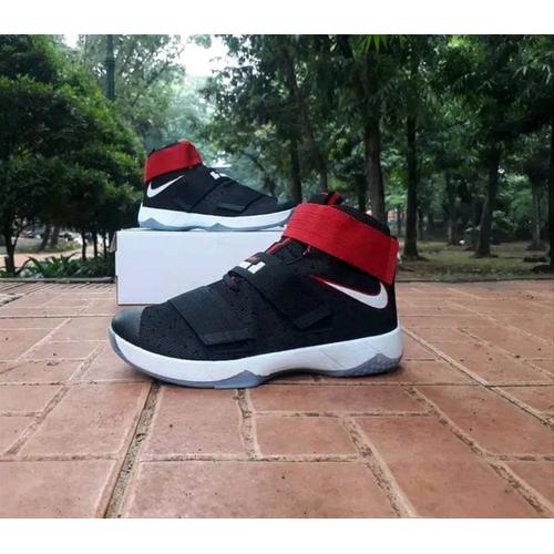 Jual MURAH Sepatu Basket Nike Lebron 