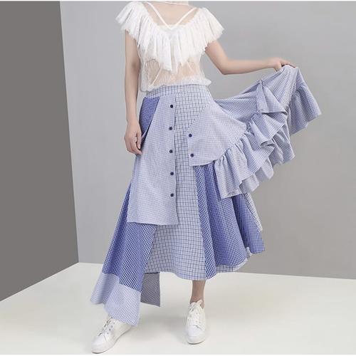 ruffle skirt