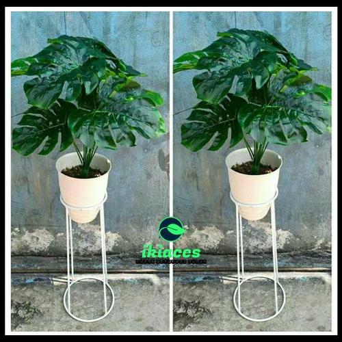 Foto Produk DAUN MONSTERA JUMBO POT STANDING BESI DAUN ARTIFICIAL DEKORASI RUMAH dari ikiaces