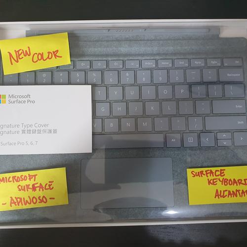 Foto Produk ALCANTARA Microsoft Surface Pro Type Cover ICY BLUE dari Adiwoso