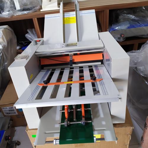 Foto Produk Aoutomatic folding machine ZE 8B/4 mesin lipat kertas dari Bintang Teknik Machinery