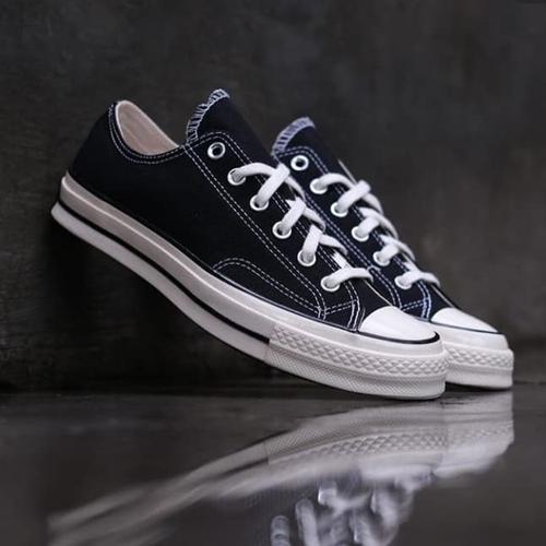 black converse red sole