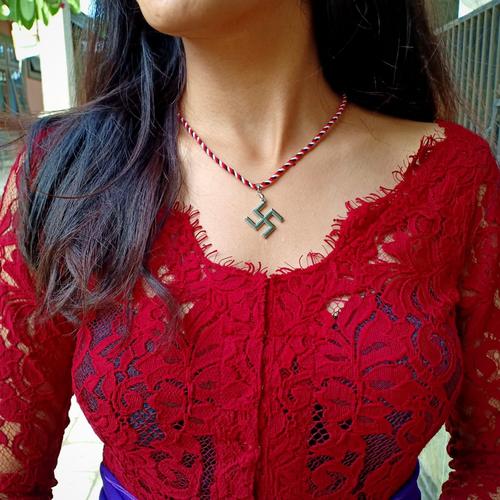 Foto Produk Kalung Tridatu Liontin Swastika Silver dari CRAFTDEWATA