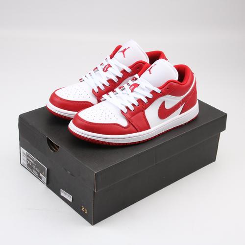 Air Jordan 1 Retro Low \