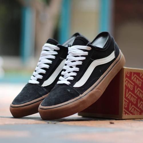 old style sneakers