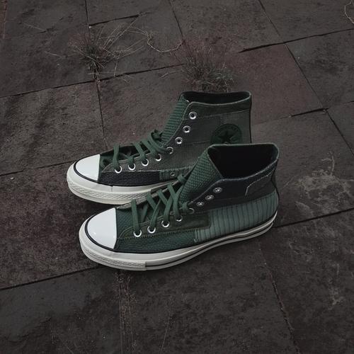 dark green vintage converse