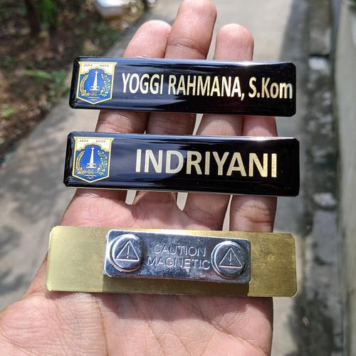Foto Produk Nametag Nama Dada Magnet (Pengerjaan Cepat) - Tanpa Resin dari PradeshAdv