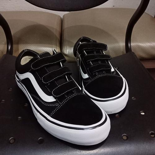 vans old skool v pro