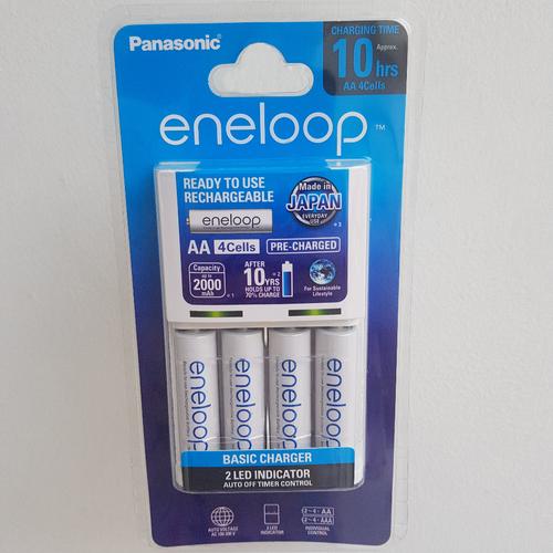 Foto Produk Eneloop panasonic AA 2000mAh 4pcs AA/ charger+ 4 batre eneloop dari seftine_acc