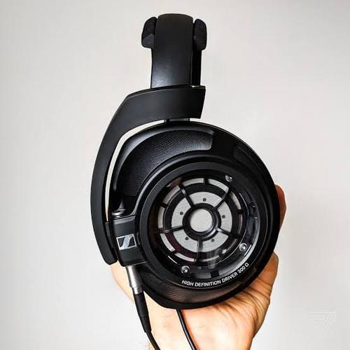 Jual Sennheiser HD 820 - Hitam - Kota 
