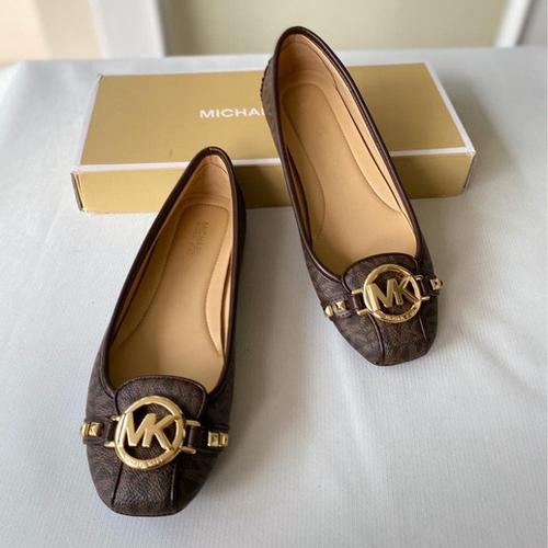 Ukuran sepatu shop michael kors fulton