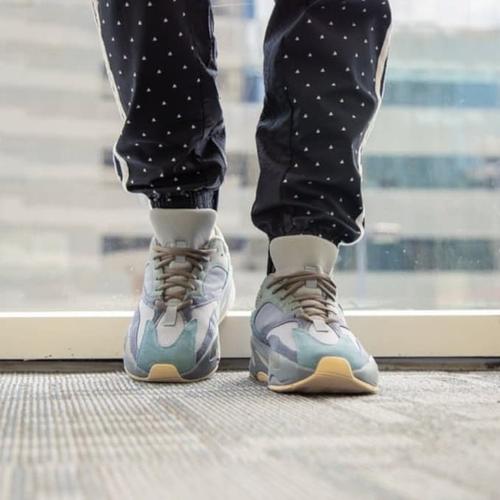 off white nikes black