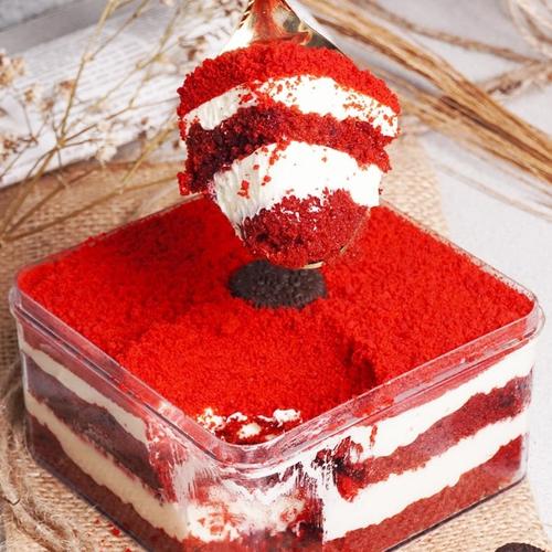Foto Produk Red Velvet Dessert Box dari BittersweetByNajlaBogor