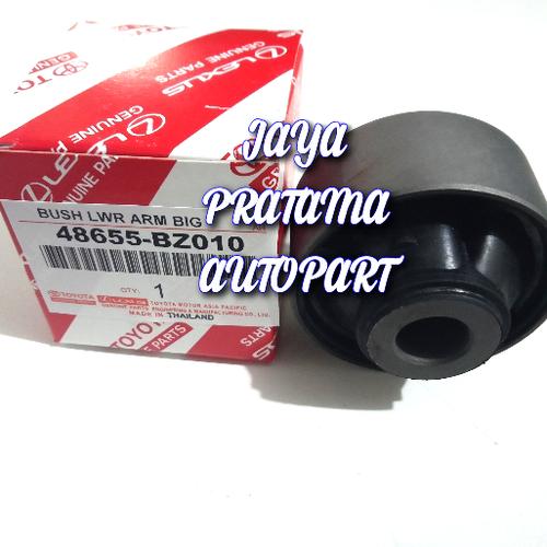Foto Produk Bushing Arm Bosh Sayap Besar Avanza Xenia sampai 2011 dari JAYA PRATAMA AUTOPART