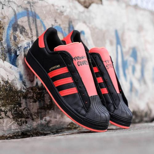superstar laceless black
