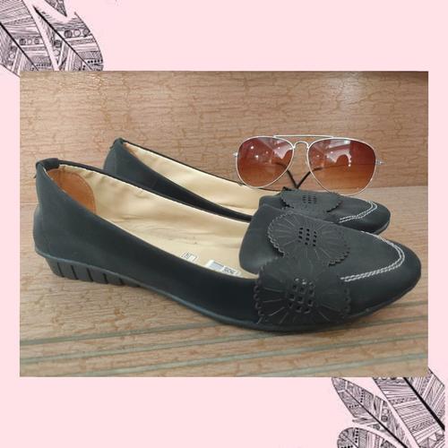 Jual Sepatu Wanita Pansus Wanita Black Roselina Murah Kota Pekanbaru Tokyostylee Tokopedia