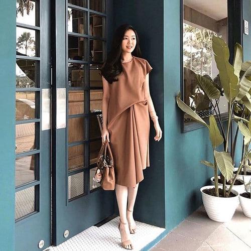 Foto Produk Velvet Dress Mocha Latte dari rhei_collection
