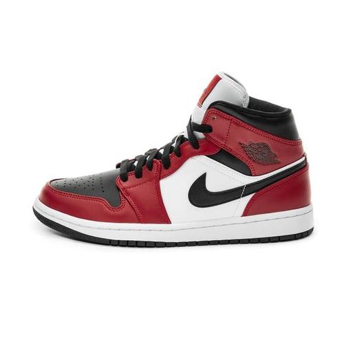 jordan one black toe mid