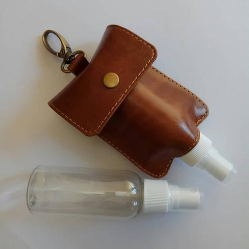 Foto Produk Case hand sanitizer kulit asli | Cover hand sanitizer dari Tas anyaman Jogja