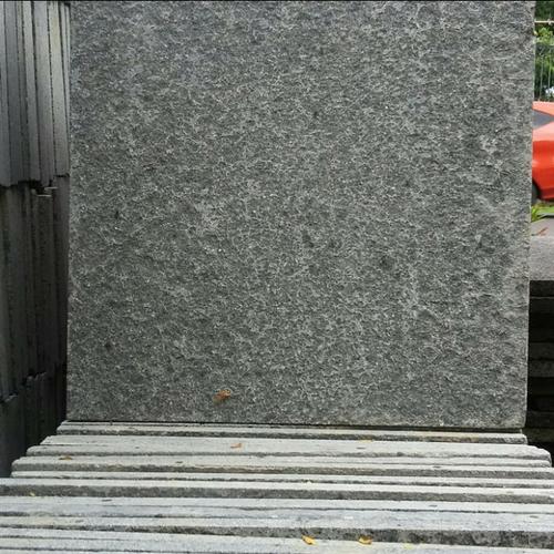 Jual batu andesit 40x40 n 20x40 - Jakarta Utara - putri_flower | Tokopedia